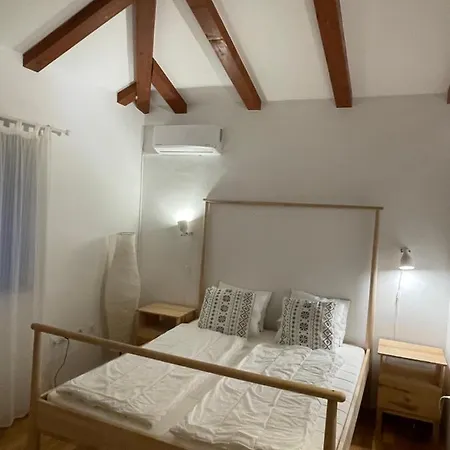 Leonore Mit Beheizbarem Pool Holiday home Porec