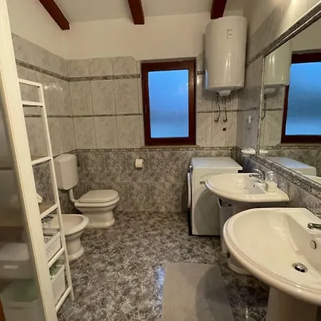 Leonore Mit Beheizbarem Pool