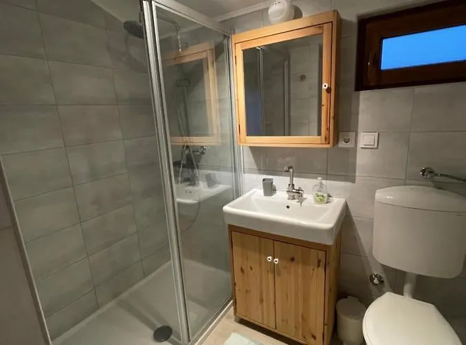 Leonore Mit Beheizbarem Pool * Poreč