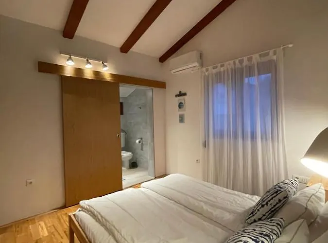 Leonore Mit Beheizbarem Pool